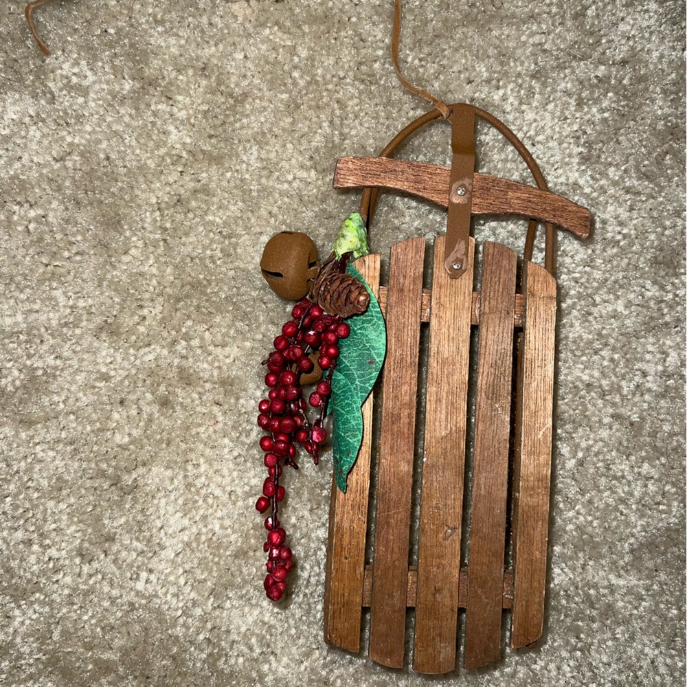 Wooden sleigh ornament